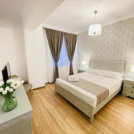 Royal Moonlight Apartment 马马亚 外观 照片