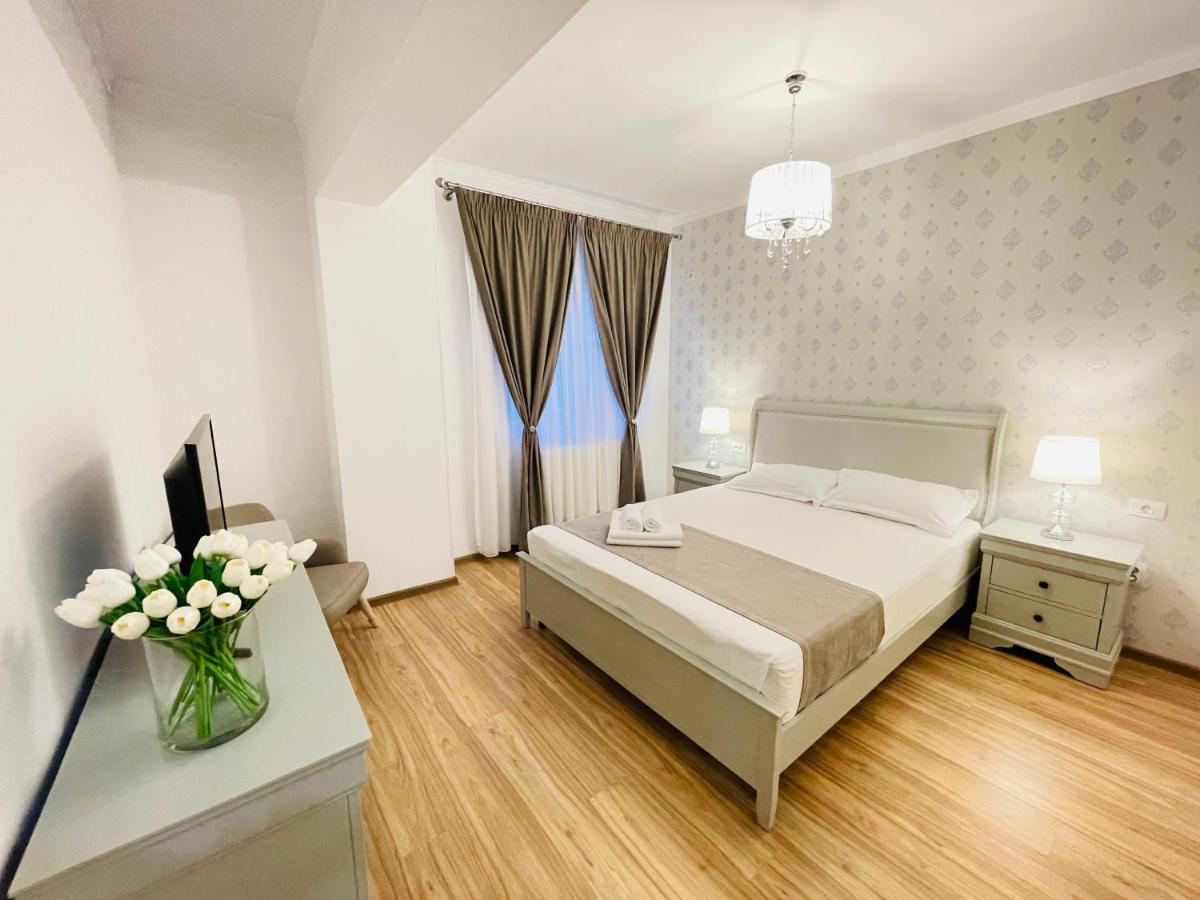 Royal Moonlight Apartment 马马亚 外观 照片