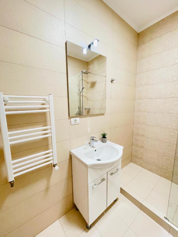 Royal Moonlight Apartment 马马亚 外观 照片